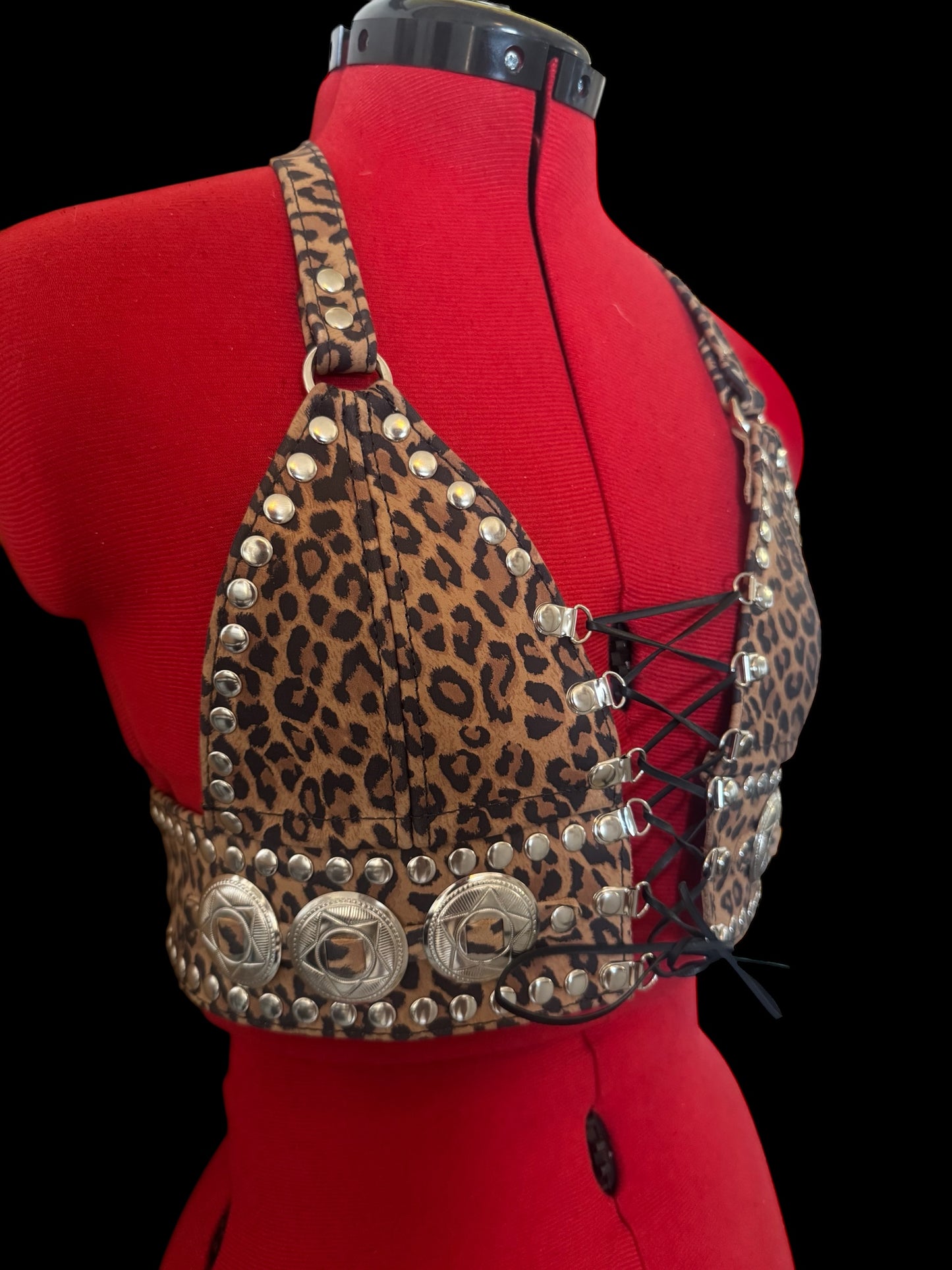 BARBWIRE CHEETAH HALTER TOP